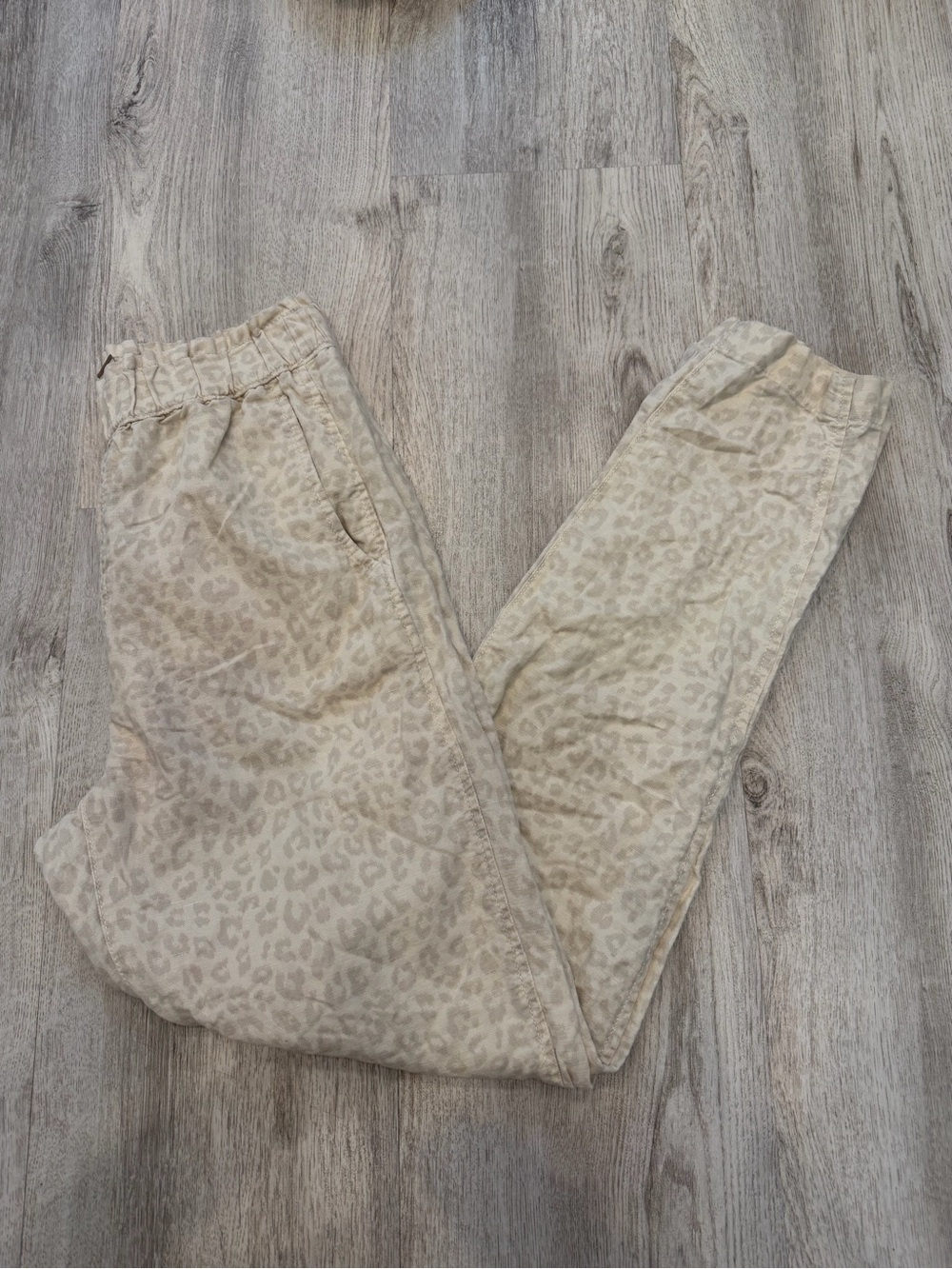 Vintage GAP Khakis Cream Leopard Print High Rise Tapered Pants Size 2 Y2K